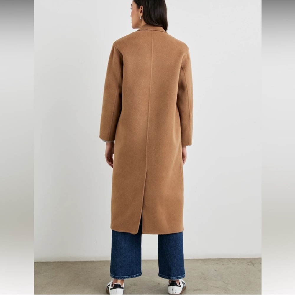 Rails Gallery Coat in Camel - Picture 3 of 9